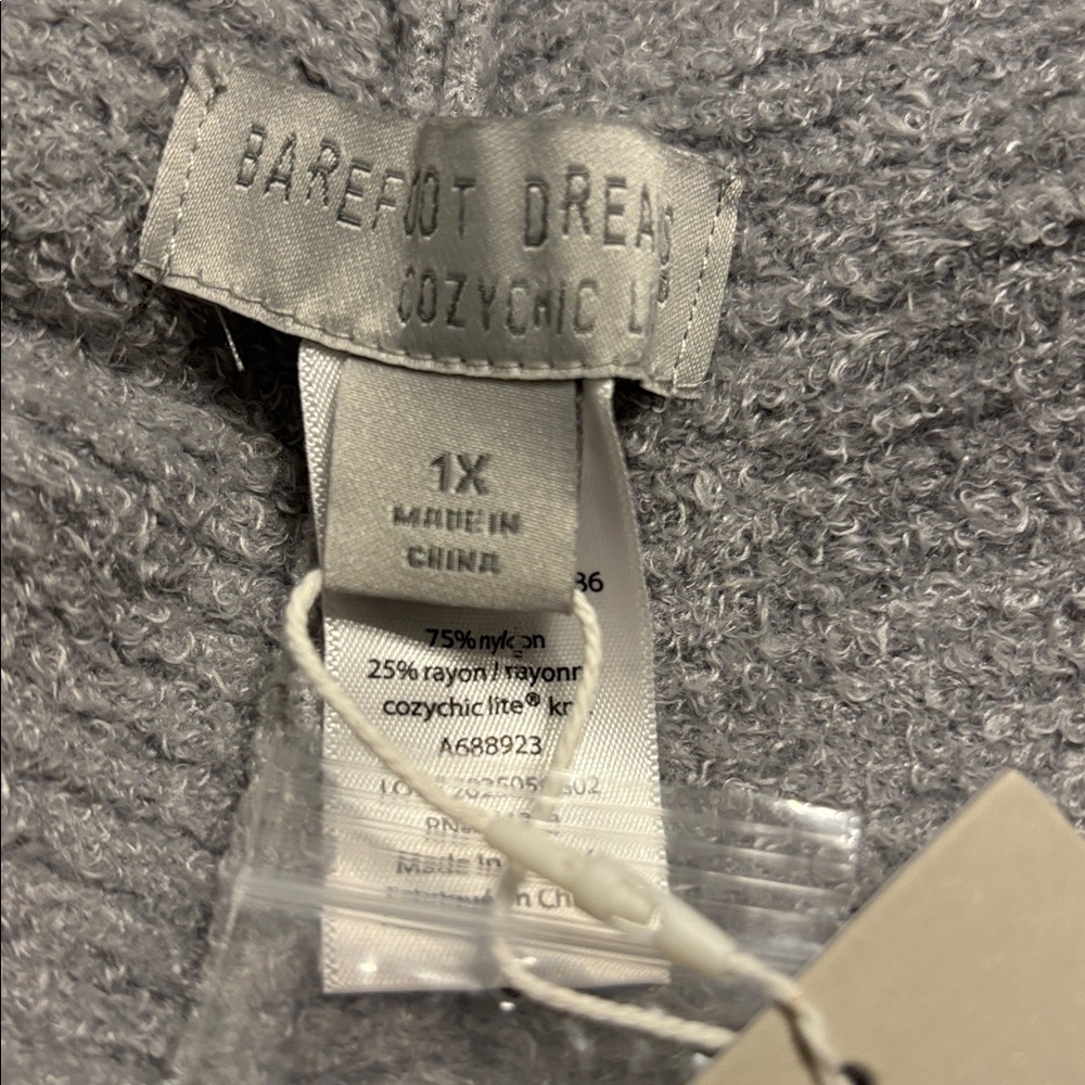 Barefoot Dreams CozyChic Lite Ribbed Shawl Collar  Wrap Plus - Picture 9 of 11